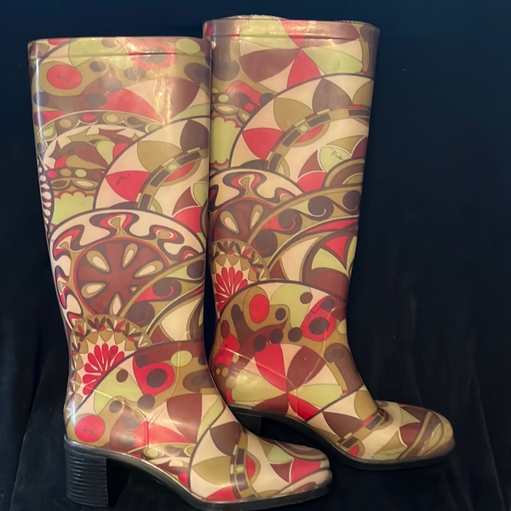 Authentic Emilio Pucci rain boots gently used!